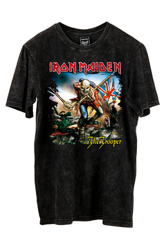 Remera Iron Maiden - The Trooper (Nevada, Negra o Blanca)