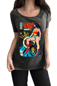 Remera Wonder Woman Comics (Mujer)