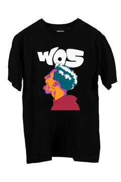 Remera Wos (Nevada o Negra) en internet
