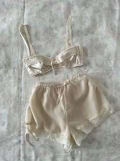 Short Ophelia en internet