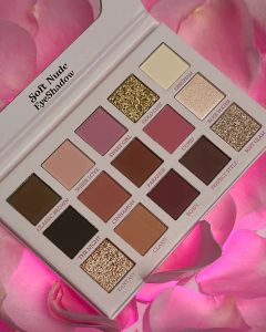 Paleta de Kennedy Hoffmann CLASSIC EYESHADOW - (cópia) - comprar online