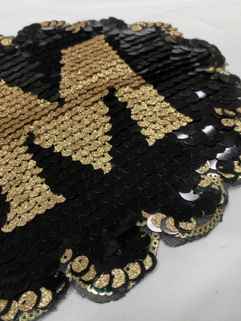 Aplicação De Paetê “M”