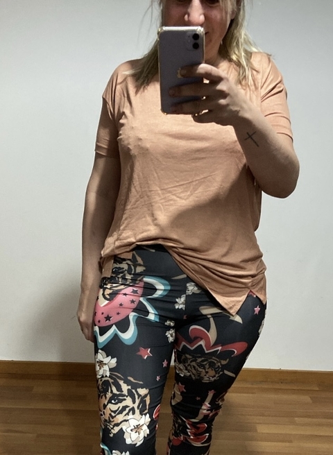 REMERA SIMONA