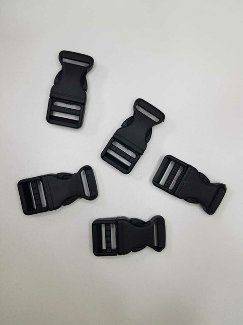 Broche plástico 2cm x unidad