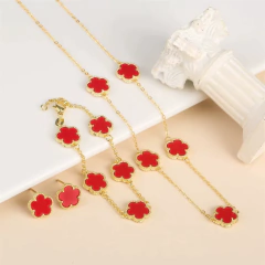 COLLAR VAN RED - Sophiee Jewelry