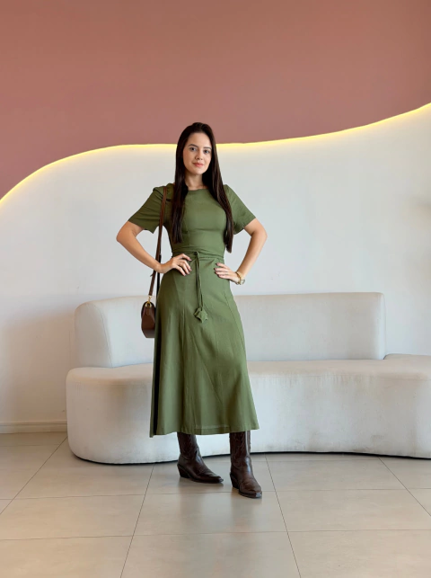 VESTIDO MIDI LINHO ALICIA na internet
