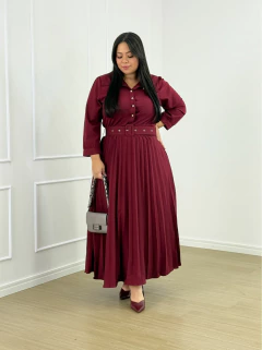 VESTIDO LONGUETE CREPE PLISSADO PLUS MELINDA - comprar online