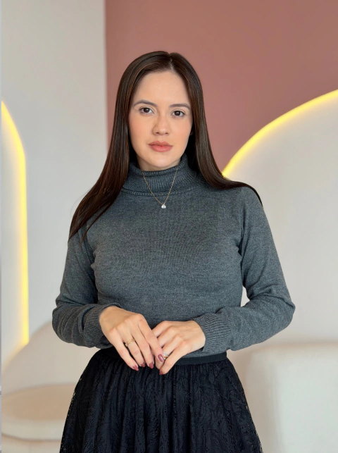 CACHARREL GOLA ALTA TRICÔ BRENDA -  Natália Lourenço Moda Modesta