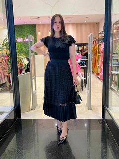 SAIA MIDI PLISSADA RENDA SIMONE - comprar online