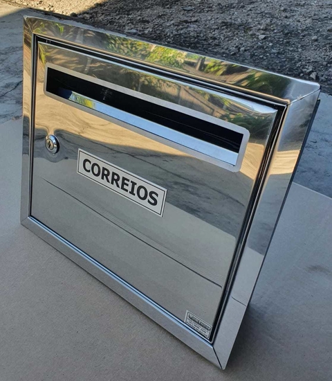 CAIXA DE CORREIO INOX MODELO VERTICAL COM ABERTURA FRONTAL