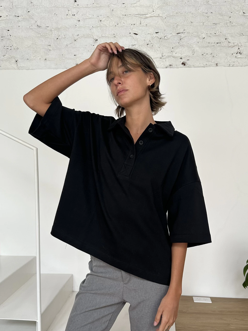 REMERA POLO OVER -NEGRA