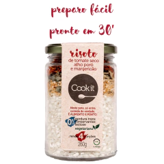 Risoto de Tomate Seco, Alho Poró e Manjericão (Rende 4 porções) na internet