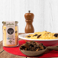 Polenta com Funghi Secchi (Rende 4 porções)