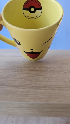 Taza Pikachu en internet