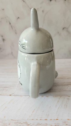 Taza Totoro con tapa en internet