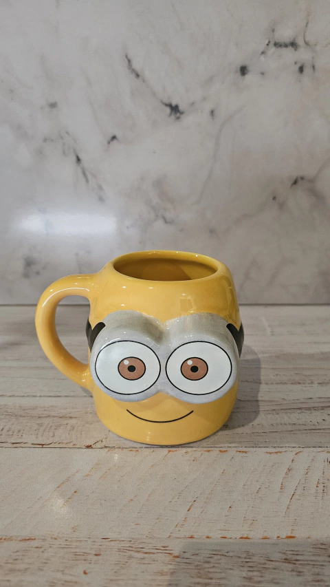 Taza Minion head 3D