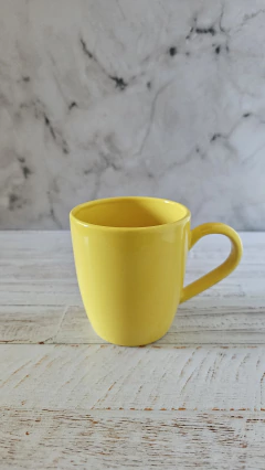 Taza Cobra Kai en internet