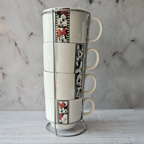 Juego de tazas Torre Mickey