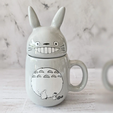 Taza Totoro con tapa