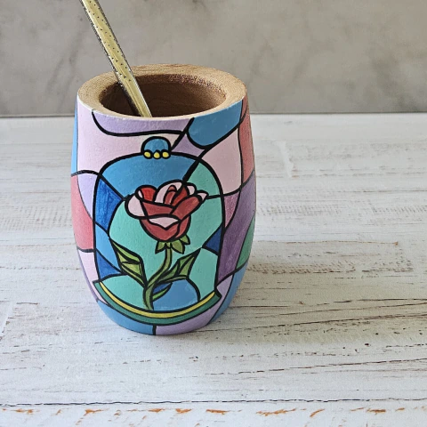Mate madera Bella y Bestia rosa