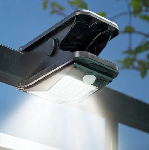 Lampara solar con pinza