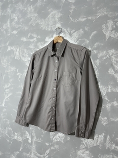 Camisa Cinza Richards na internet