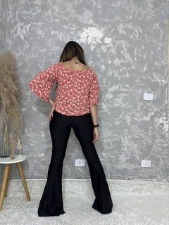 Blusa Laranja Floral - Lemour Modas