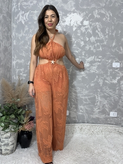 Macacão Renda Laranja na internet