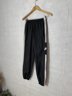 Calça Preta Nike - comprar online