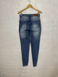 Calça Jeans Ecxo na internet