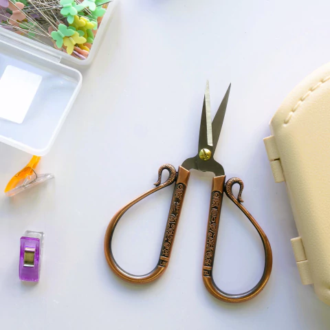 Tijera Vintage Cobre - comprar online