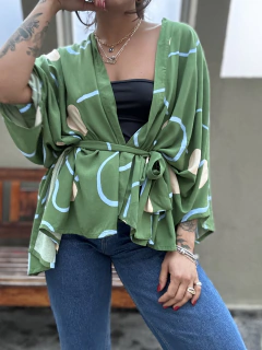 Kimono Jade na internet