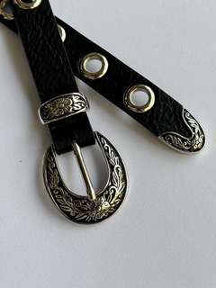 Cinto ilhós Boho