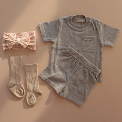 Conjunto tricô bebê e infantil unissex na internet