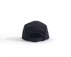 BONÉ OUS 68 5 PANEL FILI REFLEX PRETO na internet