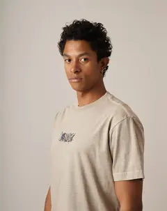 CAMISETA BLUNT ESPECIAL WILLOW KAKI ESTONADO -  Hipster Store - Street Wear e Sneakers 