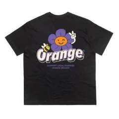 CAMISETA ORANGE FLOWERS AND BEE PRETA - comprar online