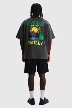 CAMISETA BAW OVERSIZED SUN X SMILEY PRETO - comprar online