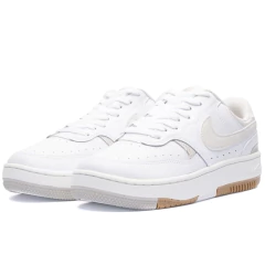 TENIS NIKE GAMMA FORCE WHITE PHANTOM LIGHT BONE na internet
