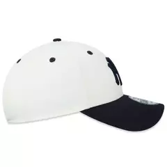 BONÉ NEW ERA 940CS Q324 VSR SCRPT 2TN NEYYAN CH OFF WHITE MBI25BON096 - loja online