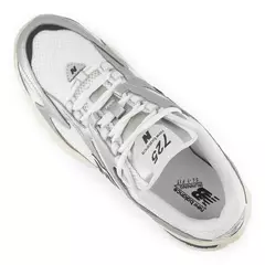 TENIS NEW BALANCE BRANCO CINZA METALIZADO - loja online