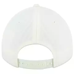 Imagem do BONE NEW ERA 940SN HERITAGE BRANDED WHI OF WHI NE125BON038C