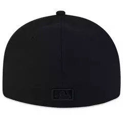 BONÉ NEW ERA NEYYAN 5950 PRETO 7 1/4 57,7 CM -  Hipster Store - Street Wear e Sneakers 