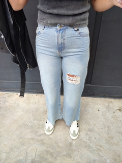 Jeans Lucas en internet