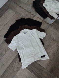 Remera Uma - Rema