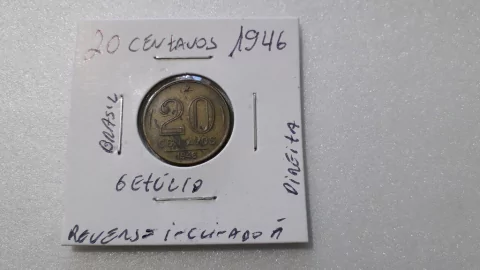Moeda de 20 Centavos De 1946 de Bronze Alumínio Reverso Inclinado à Direita I 6