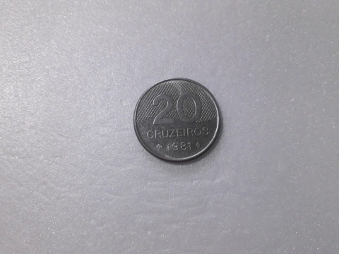 Moeda de 20 Cruzeiros de 1981 Aço Inox Igreja