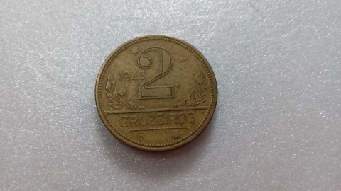 Moeda de 2 Cruzeiros de 1943 Bronze Alumínio BRA 38
