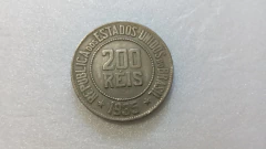 Moeda de 200 Réis de 1935 Cuproníquel CNI 81