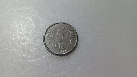 Moeda de 5 Centavos de 1997 Aço Inox com Traços em Alto-Relevo no Verso Catalogada ZC15